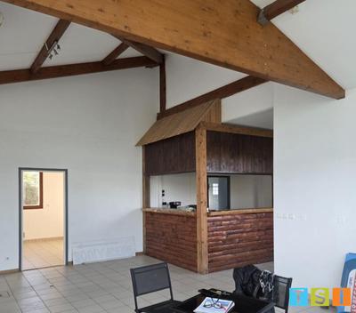 Local d'activités - 200 m² - 7 pièces