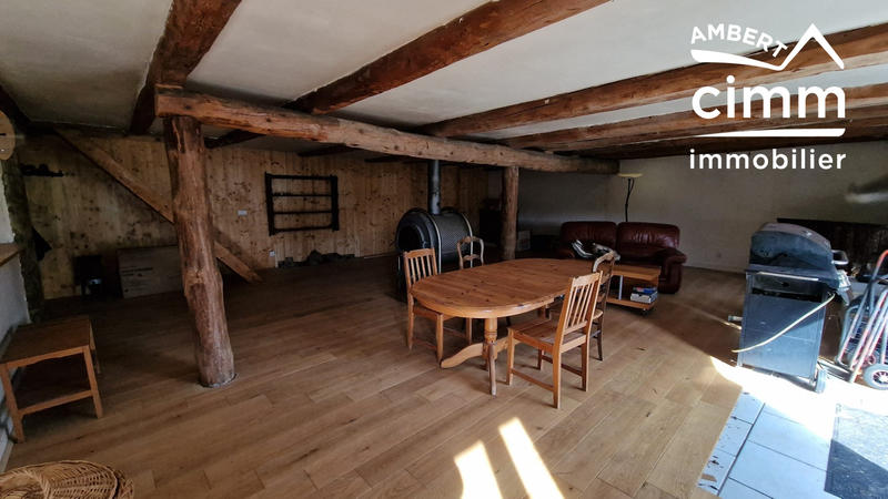 Maison - 225 m² - 8 pièces