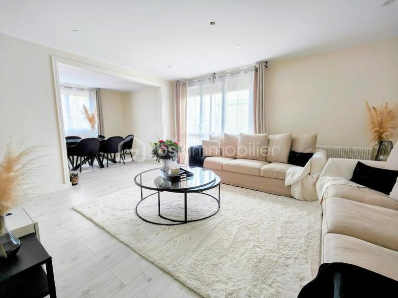 Appartement - 75 m² - 5 pièces