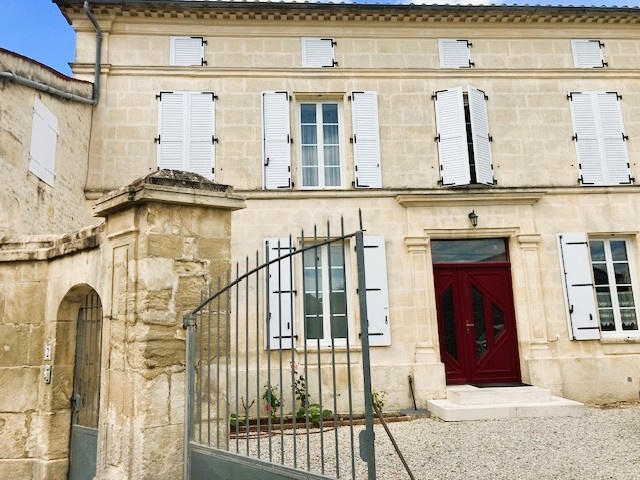 Maison de village - 225 m² - 8 pièces