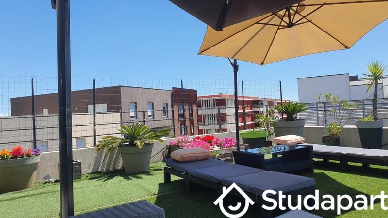 Chambre - 11 m² - 1 pièce