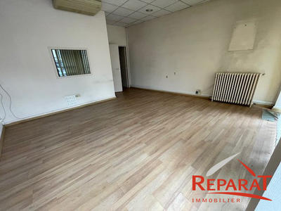 Local commercial - 83 m²