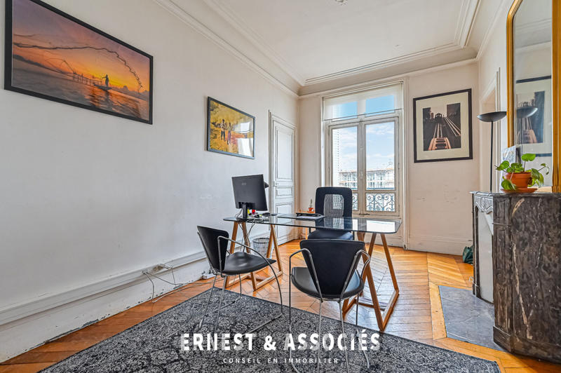 Appartement - 146 m² - 5 pièces