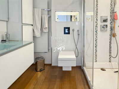 Appartement - 120 m² - 4 pièces