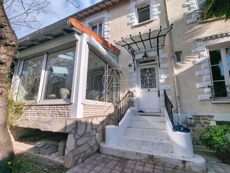 Maison - 100 m² - 5 pièces