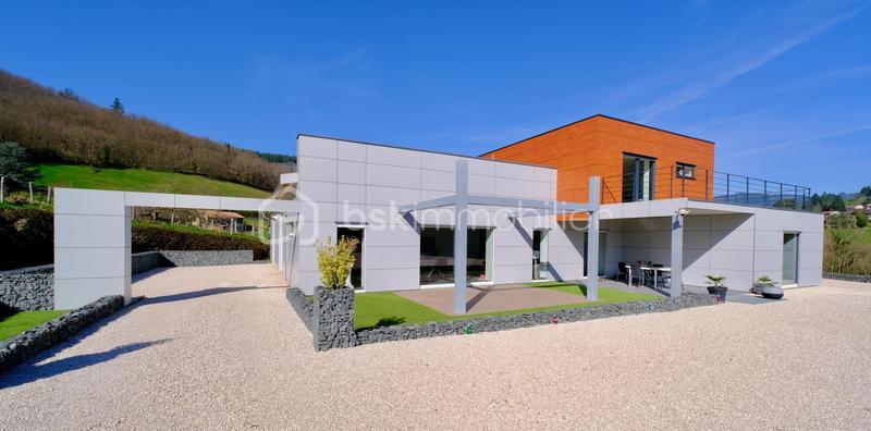 Villa - 175 m² - 4 pièces