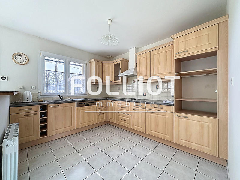 Maison - 90 m² - 4 pièces