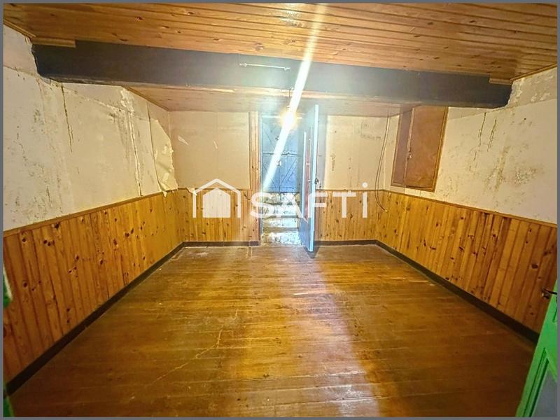 Maison - 207 m² - 7 pièces