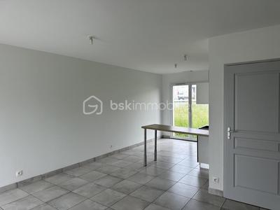 Maison - 85 m² - 4 pièces