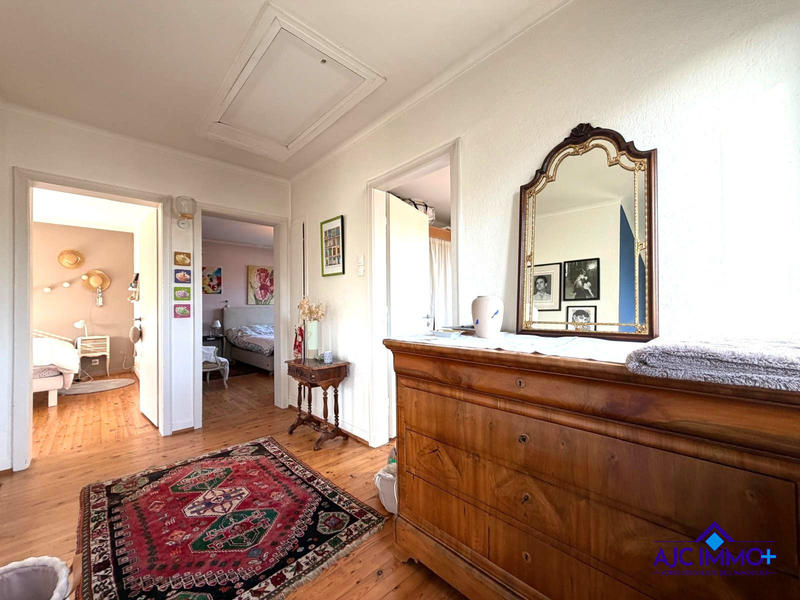 Maison - 135 m² - 6 pièces