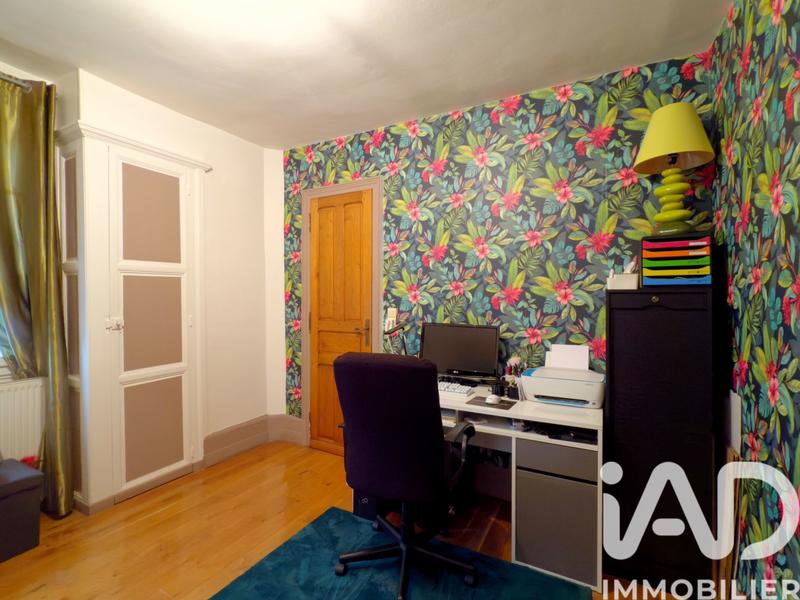 Maison - 212 m² - 8 pièces