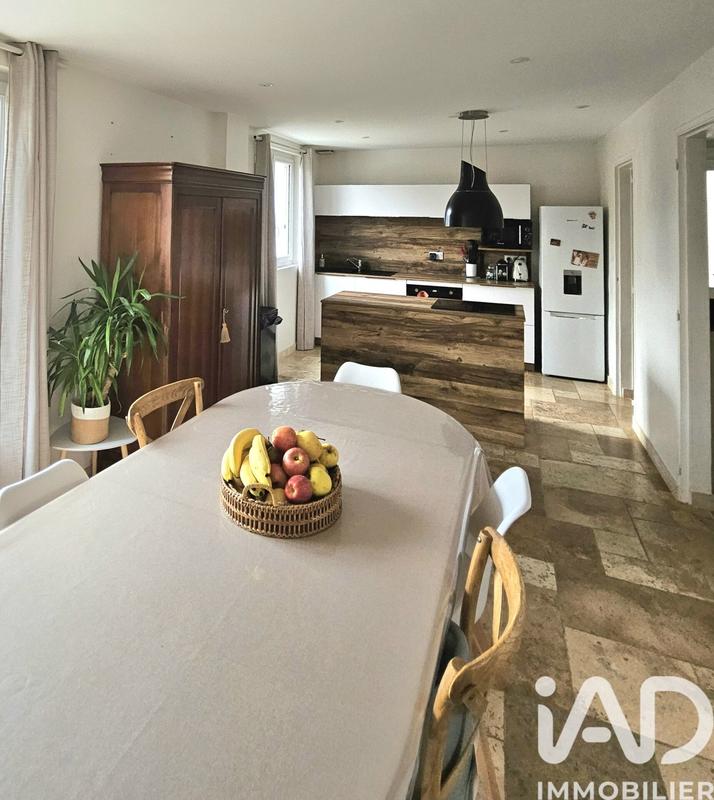 Maison - 97 m² - 5 pièces