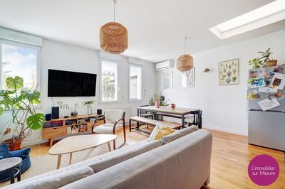 Appartement - 81 m² - 3 pièces