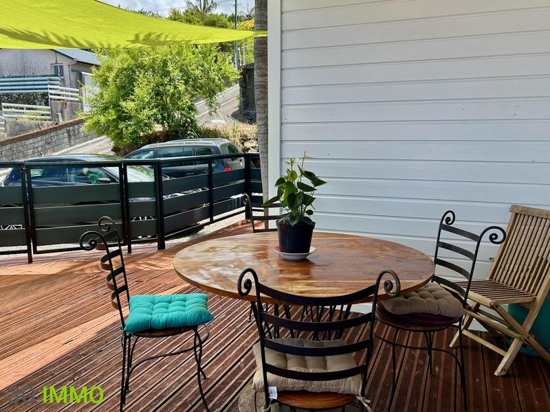 Villa - 90 m² - 6 pièces