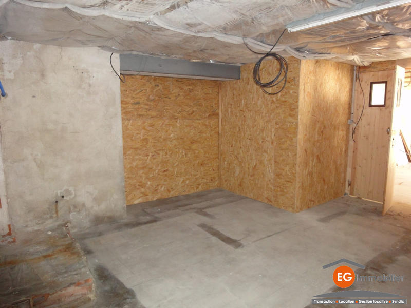 Parking / Garage - 22 m²