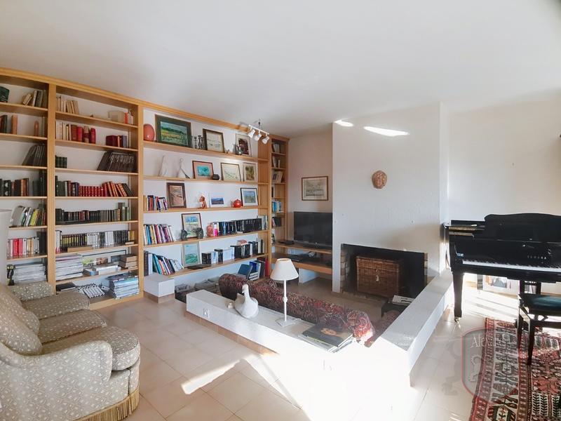 Maison - 180 m² - 5 pièces