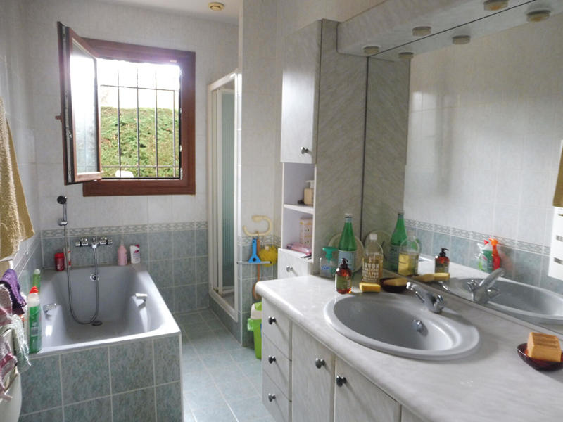 Maison - 111 m² - 6 pièces