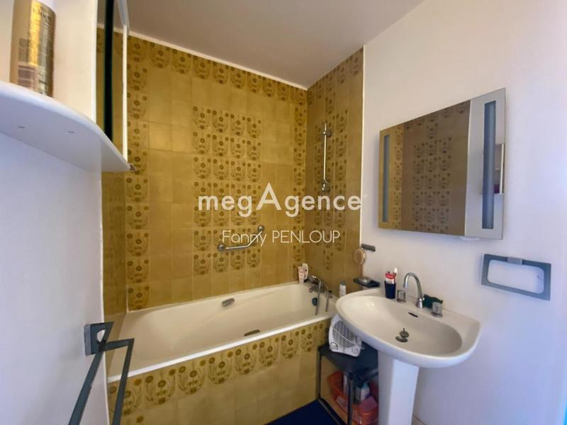 Maison - 157 m² - 8 pièces