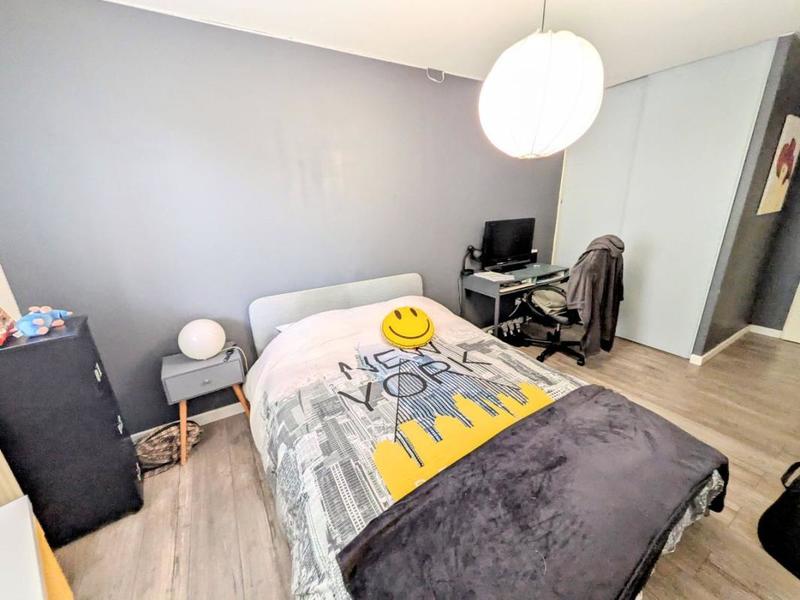 Appartement - 82 m² - 4 pièces