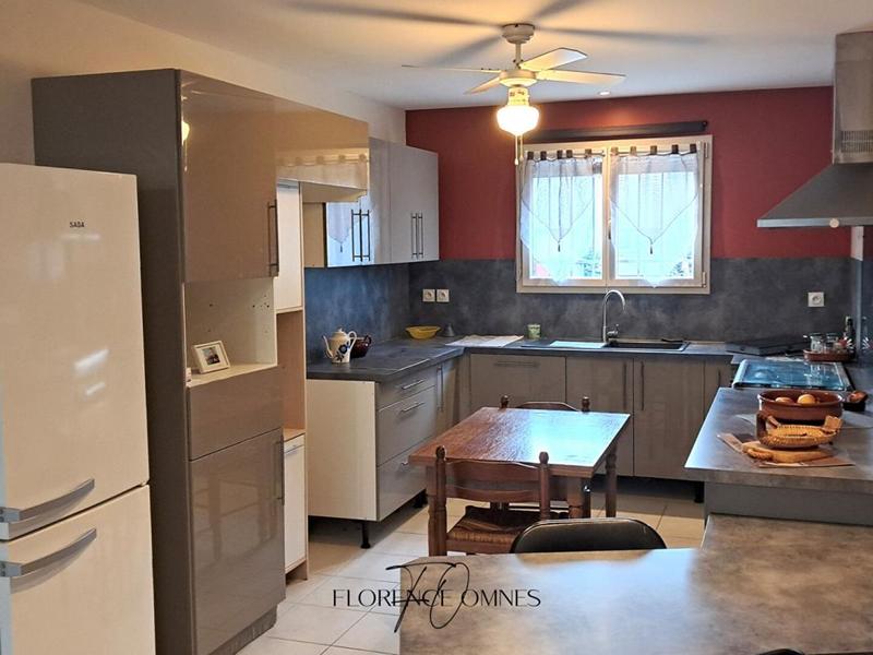 Maison - 93 m² - 5 pièces