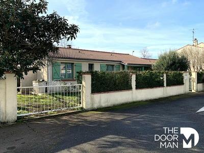 Maison - 90 m² - 4 pièces