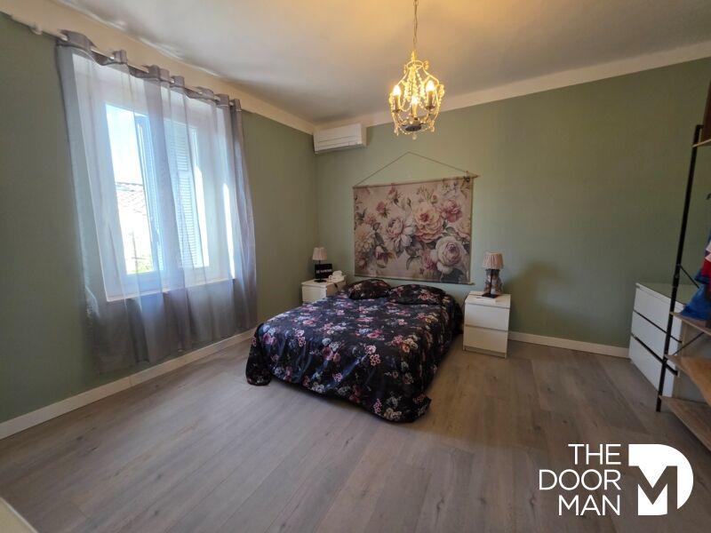 Maison - 163 m² - 6 pièces