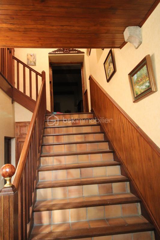 Demeure - 130 m² - 8 pièces