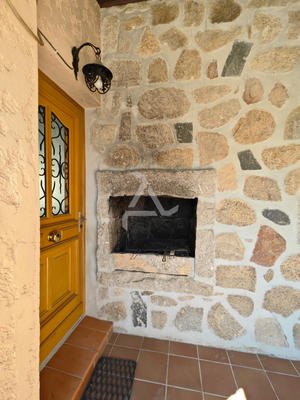 Maison - 106 m² - 5 pièces