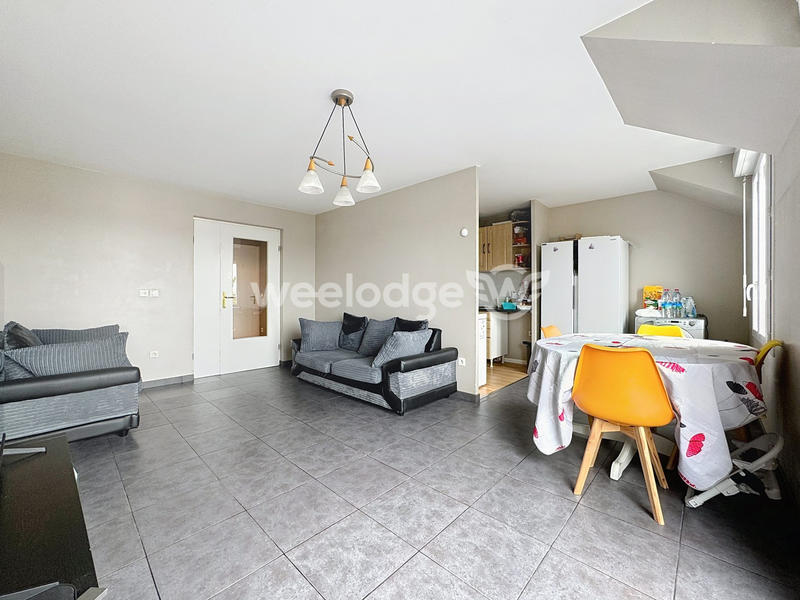 Appartement - 79 m² - 4 pièces