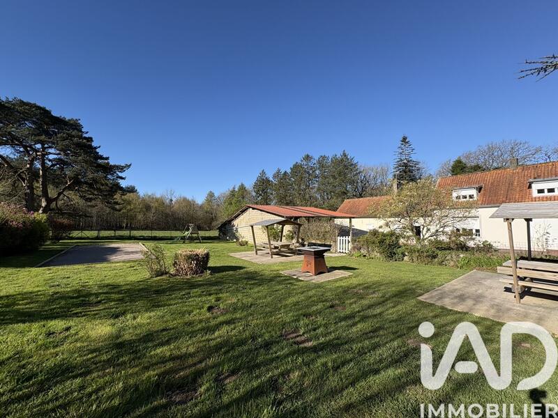 Maison - 165 m² - 7 pièces