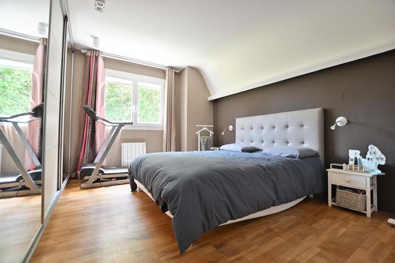 Maison - 176 m² - 6 pièces