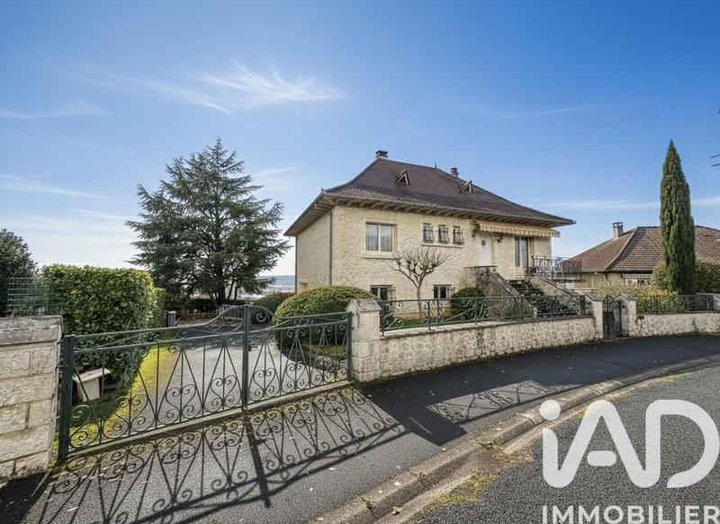 Maison - 120 m² - 5 pièces