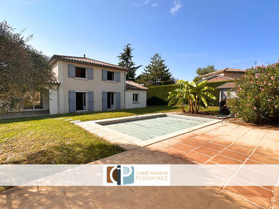 Maison - 163 m² - 7 pièces