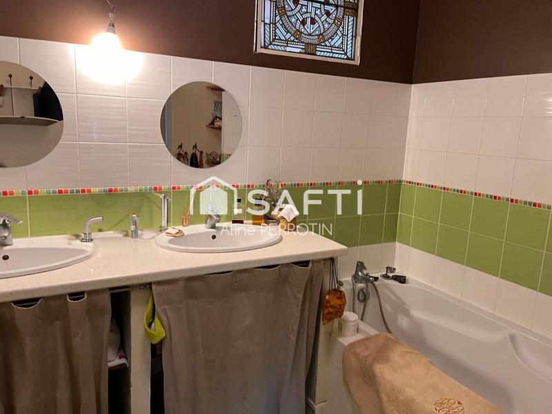 Maison - 178 m² - 6 pièces