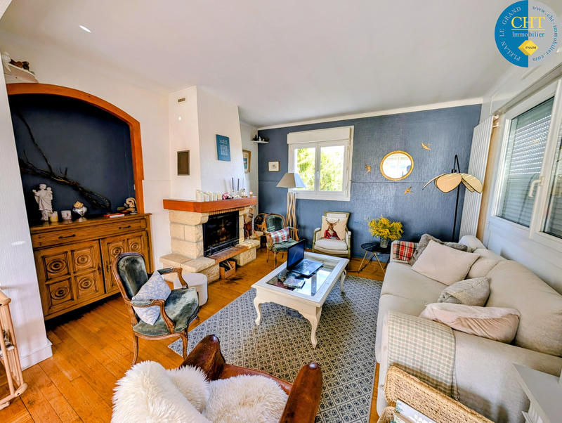 Maison - 143 m² - 7 pièces