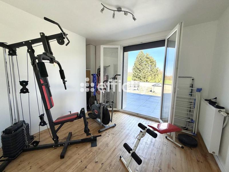 Villa - 190 m² - 6 pièces