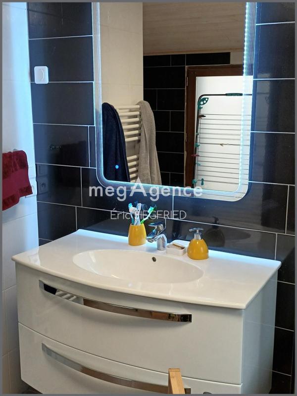 Maison - 137 m² - 7 pièces