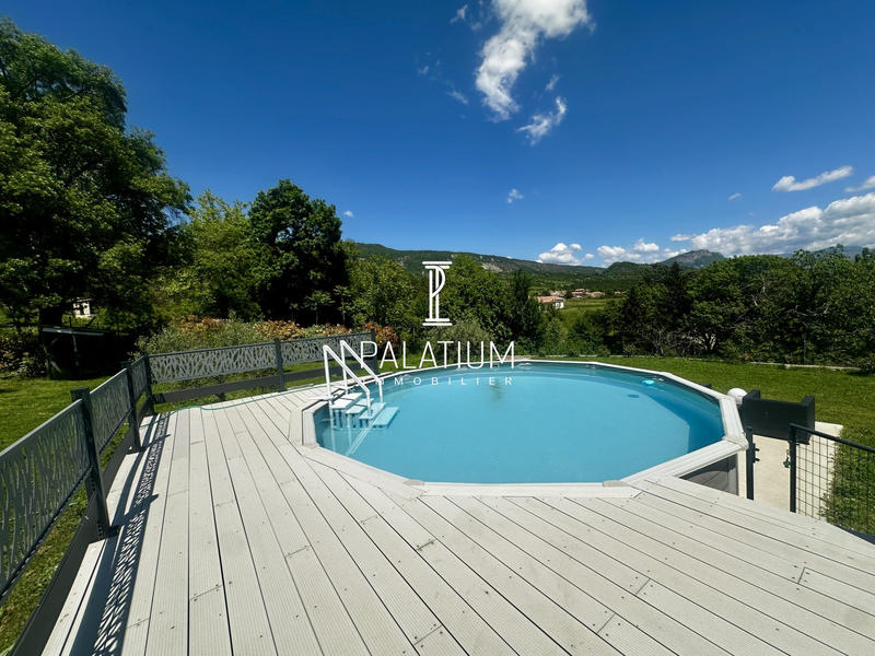 Maison - 157 m² - 5 pièces