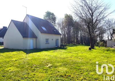 Maison - 90 m² - 5 pièces