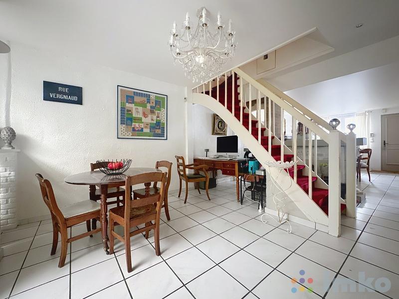 Maison - 164 m² - 5 pièces