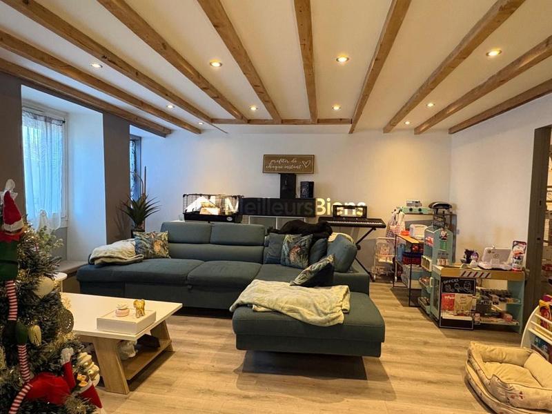 Maison - 159 m² - 7 pièces