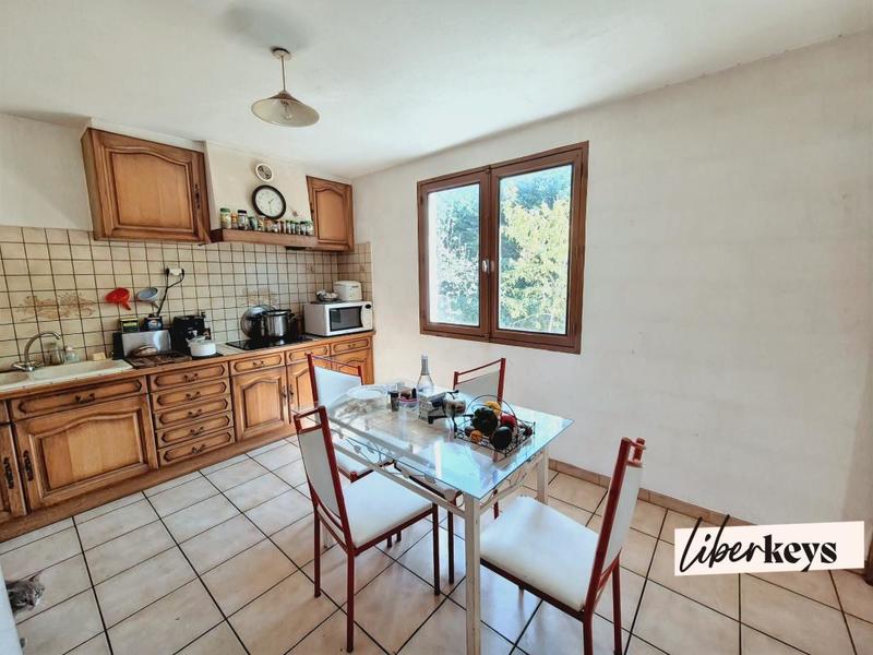 Maison - 110 m² - 5 pièces