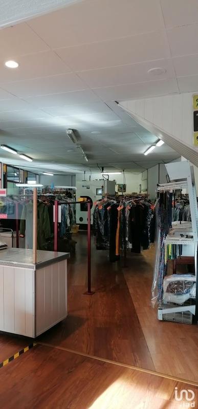 Local commercial - 220 m²