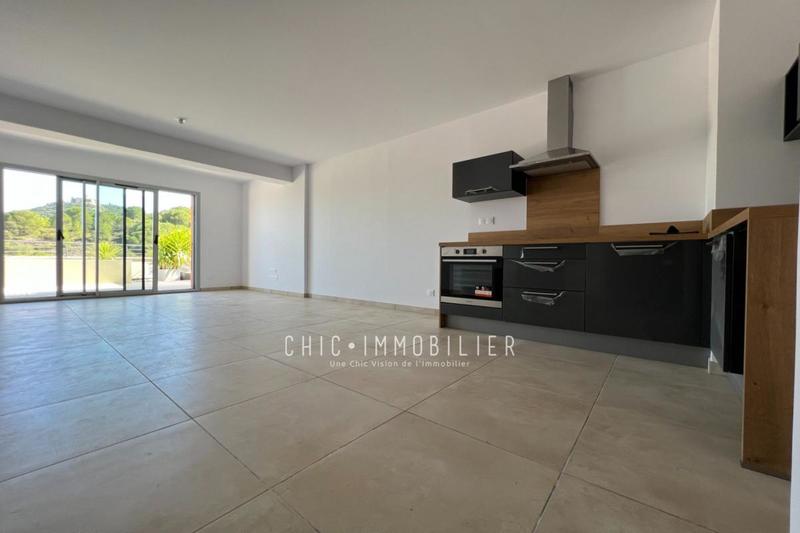 Appartement - 85 m² - 3 pièces