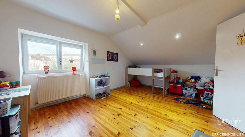 Maison - 168 m² - 6 pièces