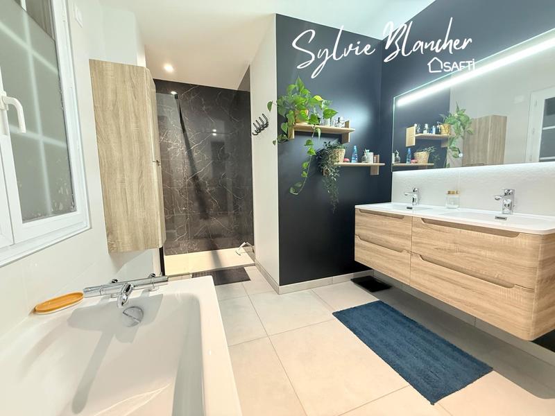 Maison - 160 m² - 7 pièces