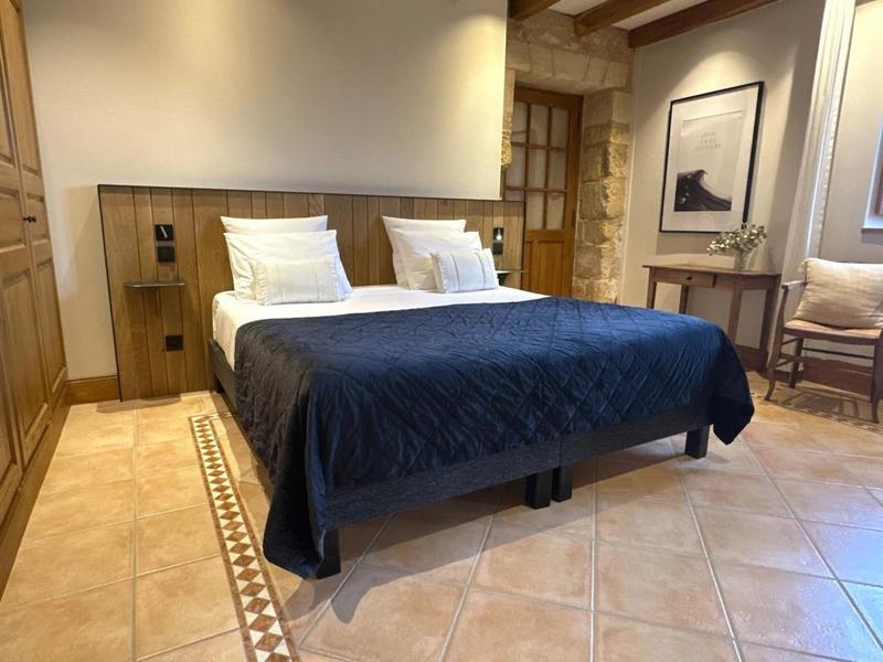 Propriété - 464 m² - 13 pièces