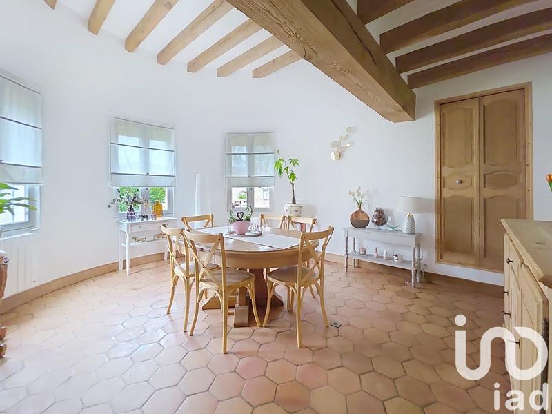 Maison - 200 m² - 8 pièces