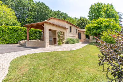 Maison - 127 m² - 6 pièces