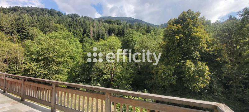 Maison - 160 m² - 9 pièces